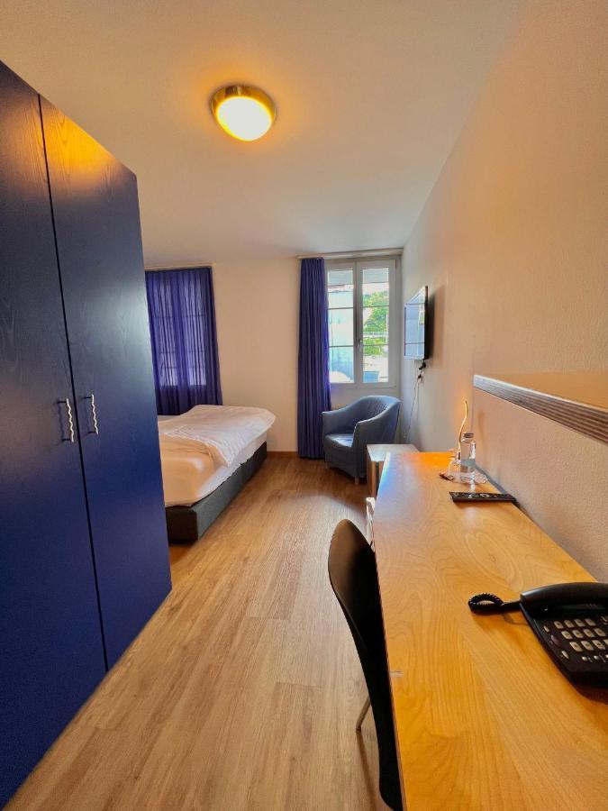 Hotel Hirschen Hinwil Exterior photo
